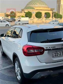 مرسيدس بنز GLA